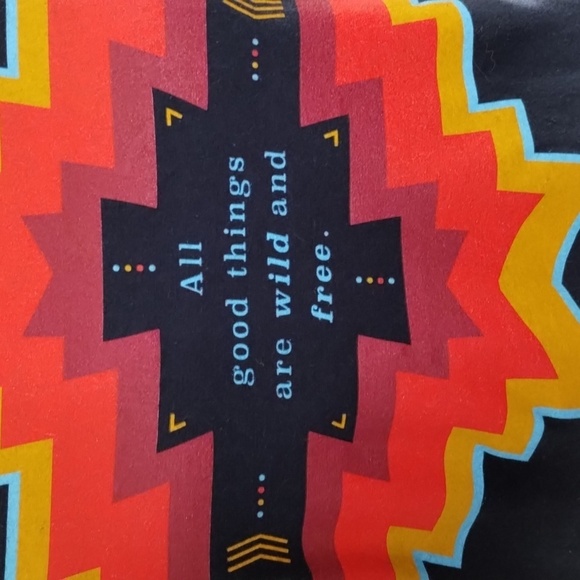 Oliver&Otis womens small navy blue tribal tee All good things are wild and free - Picture 3 of 9